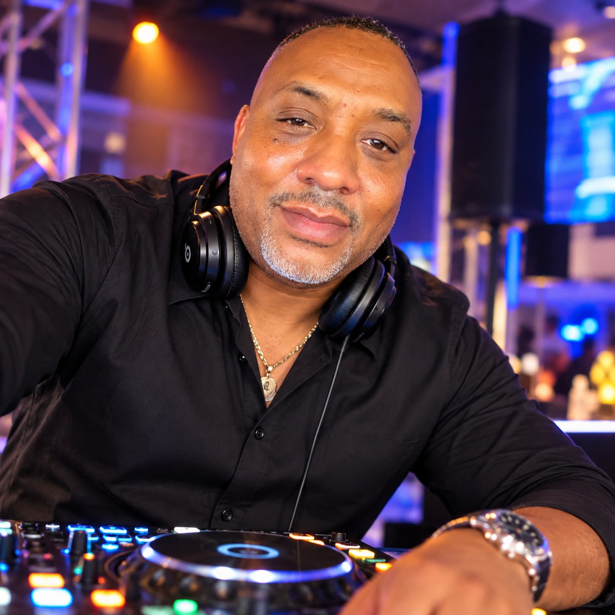 DJ DeeLite at the decks